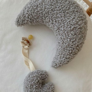 Newborn Photography Moon Pillow: Plush Baby Posing Prop