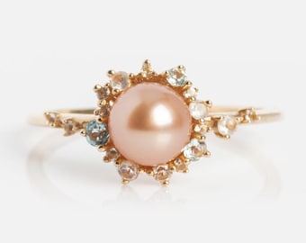 Solid Gold 14k Pastel Pink Pearl Statement Ring Minimalist Everyday Jewelry, Stackable Piece