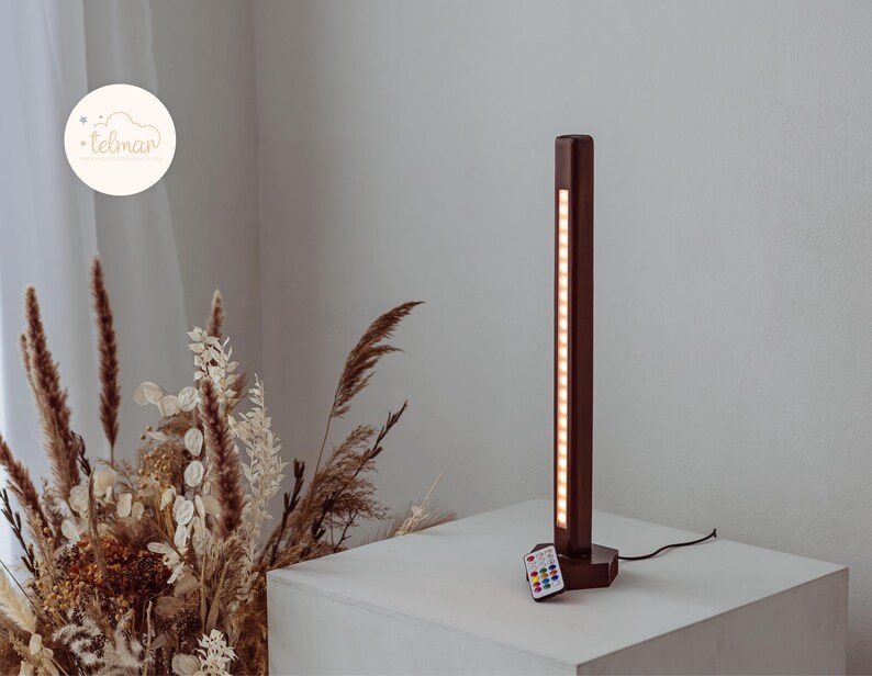 Minimalist Desk Lighting Ideas photo