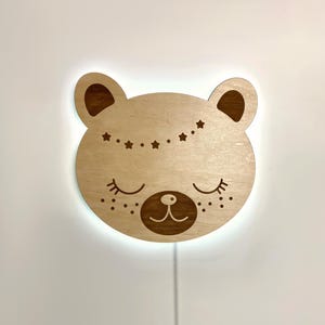 Hölzernes Bären-Nachtlicht - weiche Glow Kinderzimmer-Wandlampe, batteriebetriebenes Nachtlicht für Babys oder Kleinkinder