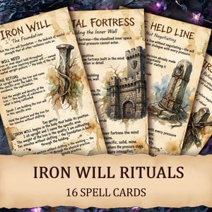 Op de afbeelding: Een set van 16 spreukkaarten getiteld "Iron Will Rituals". Elke kaart bevat aquarel illustraties en tekst. De kaarten hebben een vintage, verouderde papieruitstraling. De kaarten bevatten titels als "Iron Will" en "Mental Fortress".
