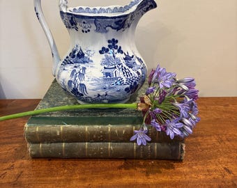 Ashworth Brothers ‘Turner Willow’ pattern blue and white jug.  Classic.  great condition. Antique.  Decorative and useful!