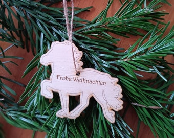 Icelandic Horse Tölter Pendant with Individual Lettering