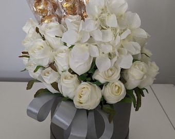 Personalised Lindt Lindor Silver & Cream Stunning Silk Flowers Hat Box Gift