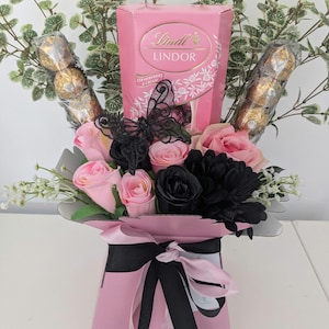 Mother&#39;s Day Chocolate Bouquet Black & Pink Lindt And Ferrero Stunning Silk Flowers Bouquet Gift