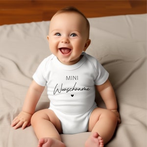 Mini surname baby bodysuit short sleeve customizable with name Announce pregnancy Baby birth Baby gift Birth gift image 2
