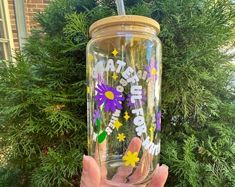 Positivity Quote Iced Coffee Glass with Lid and Straw, Gratitude Coffee Cup, Positive Affirmations Gift for Sister, Coffee Gift for Her