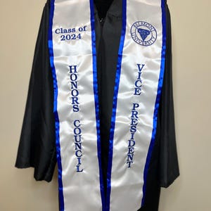 Estola de graduación bordada personalizada / Nombre / Nombre de la escuela / Título / Personalización / Universidad / Escuela secundaria