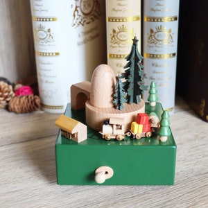 Creative Gift  present Music Box Green Mountain Village Roller Coaster merry christmas Music Box Wooden Crafts Children Gift Home Decoration