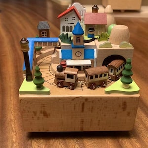 Regalo de Año Nuevo Regalo creativo regalo de cumpleaños Caja de música tren rural Caja de música de madera Artesanía Regalo hecho a mano Decoración del hogar Regalos para ella