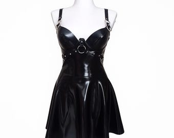 Latex mini dress with straps and metal details – black, shiny, alternative fashion, goth, fetish, club style