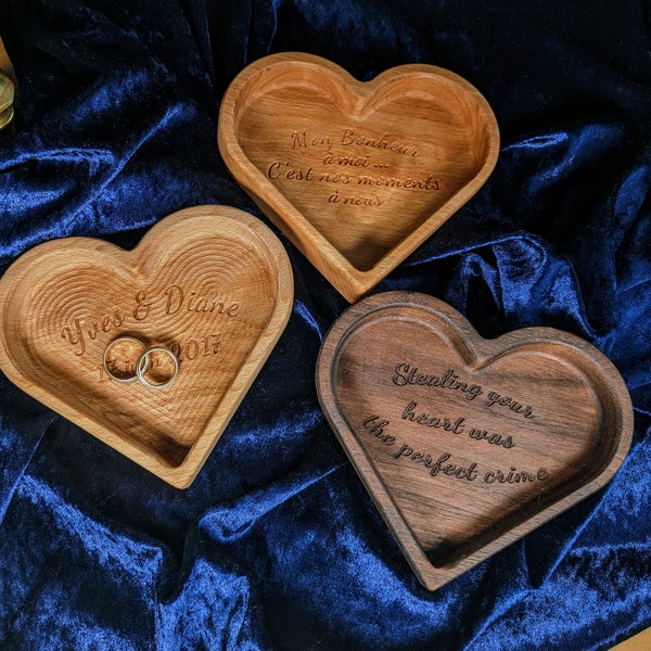 Coeur en bois pour la St-Valentin. Idéal pour ranger de petits objets et souligné vos sentiments pour l'être aimé de façon personnalisée