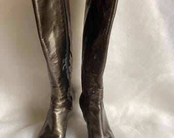Panara Italian patent boots. High quality boots. Size 39