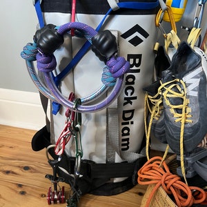 Climbing rack and gear organizer - bag to crag