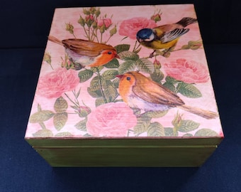 Wooden Birds & Roses Tea Box, Decoupaged Tea Box,4 Compartments Jewellery Box, Jewelry Box, Birds Tea Box, Gift for Mum, Dad, Grandma, Gift
