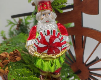 手吹きガラスのサンタのオーナメント：ポーランドのクリスマスツリーの