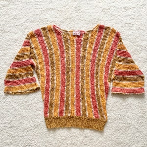 70s vintage gestreifter Strickpullover mit Glockenärmeln rosa orange gelb pullover Pullover Größe small/medium