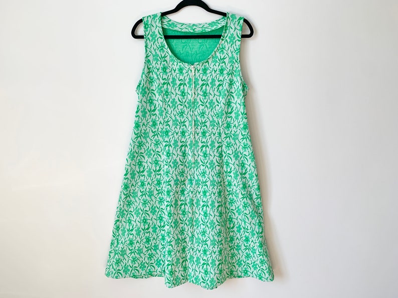 Vintage Plus Size 60s Bright Green Sleeveless Volup Summer Mod A-Line Dress with Front Zipper Sz L XL image 4