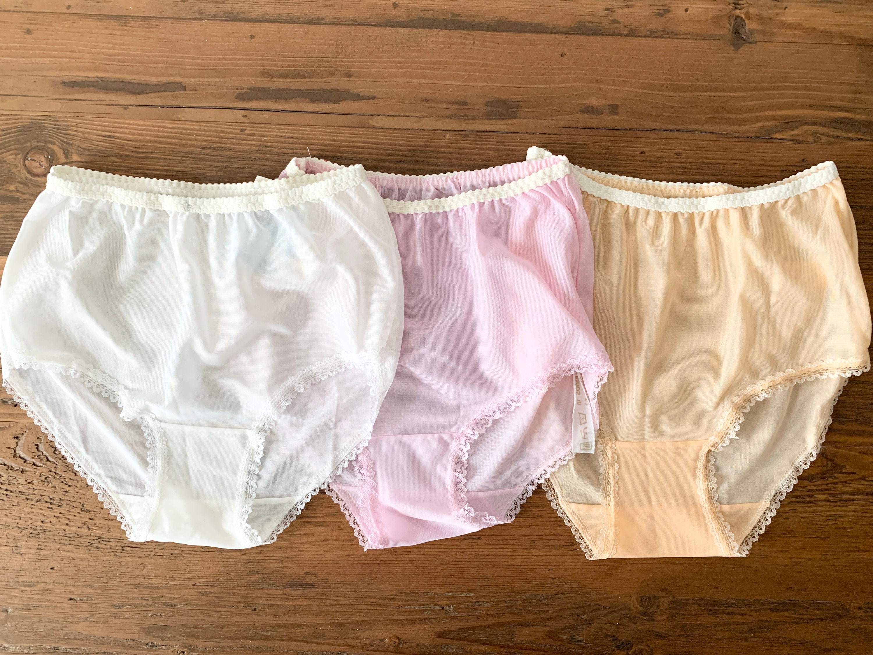 Vintage Retro Pink Panties Briefs Underwear Lingerie Large 1960s 70s Mod  Undergarments Cou-batten Acetate Intimate Boudoir Gift Collectible -   Canada