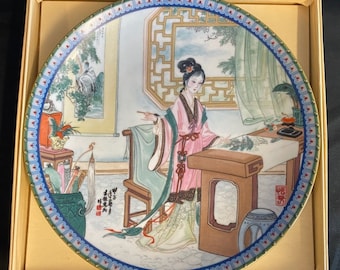 VTG-1987 Imperial Jingdezhen Porcelain “Beauties of the Red Mansion” &#39;Hsi-chun&#39;