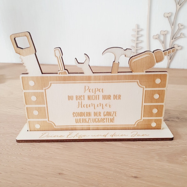 Holzwerkzeugkasten aus Holz zum Vatertag, Papa du bist nicht nur der Hammer sondern der ganze Werkzeugkasten, personalisiertes Geschenk