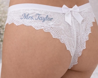 Personalisierte Brautunterwäsche mit Stickerei – Brautunterwäsche aus Spitze mit Namen – Hochzeitsdessous – Brautgeschenk