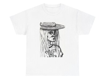 Camiseta Básica de Bruxa