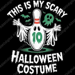 Puede incluir: Gráfico negro con un bollo de bolos disfrazado de fantasma y el texto "THIS IS MY SCARY HALLOWEEN COSTUME". El bollo de bolos tiene el número 10 en verde. Incluye murciélagos y un fantasma.