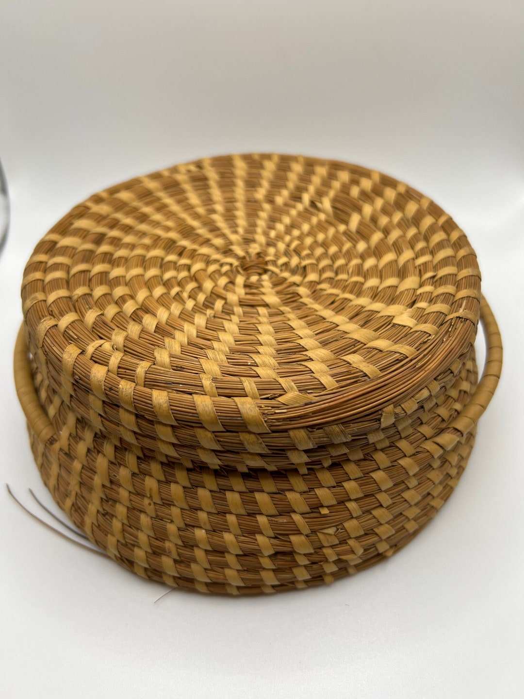 Vintage Handmade Lidded Sweetgrass Basket With 2 Handles and a Lid Etsy