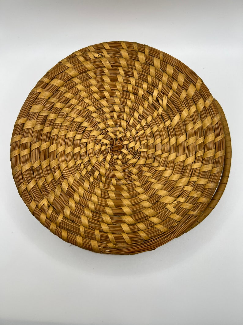 Vintage Handmade Lidded Sweetgrass Basket With 2 Handles and a Lid Etsy