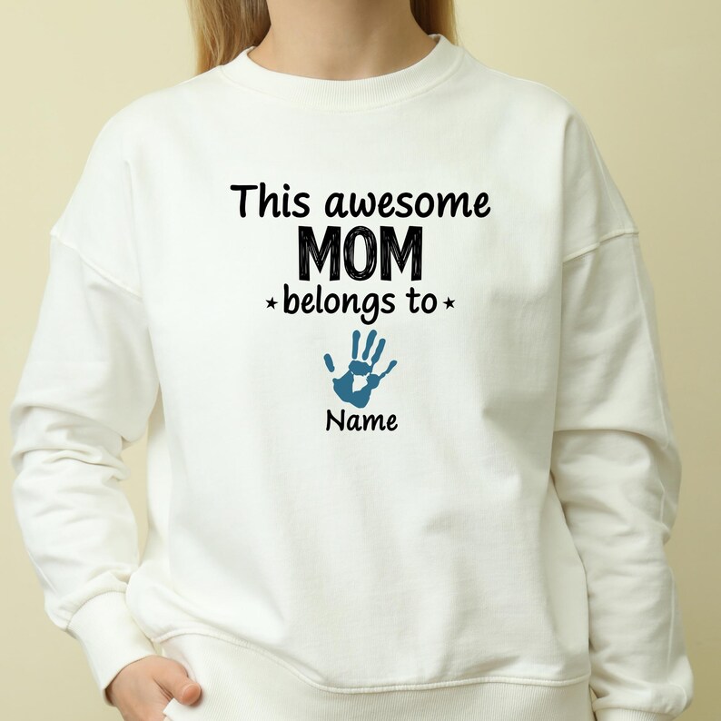 This Awesome Mom Belongs To SVG, Handprint Mom Shirt Design, Mother's Day PNG, Customizable Mom Sublimation, Mom Gift Idea, Digital Download