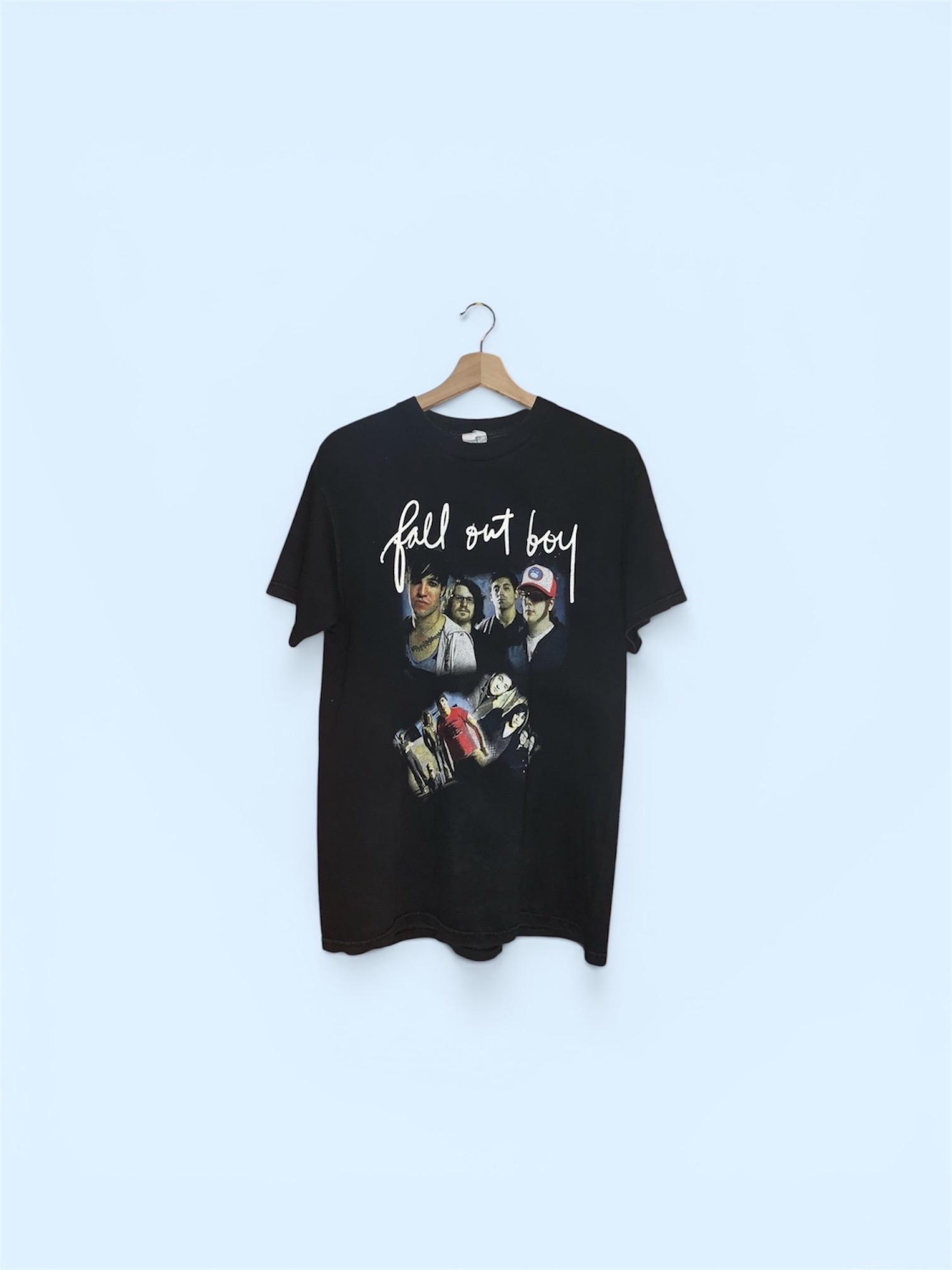 2000年代 フォールアウトボーイ Tシャツ Sサイズ 黒 2000年代 フォールアウトボーイ Tシャツ Sサイズ 黒 【公式通販】