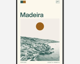 Puede incluir: Un póster minimalista con una combinación de colores verde y marrón que presenta una fotografía aérea en blanco y negro de Madeira, Portugal. El póster incluye el texto "Madeira", "Portugal" y "32.7607° N / 16.9595° W".