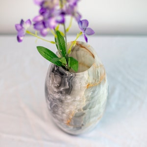 Translucent Gray Onyx Vase Unique Stone Flower Pot for Stylish Home Decor Handcrafted Onyx Floral Holder 12 image 5