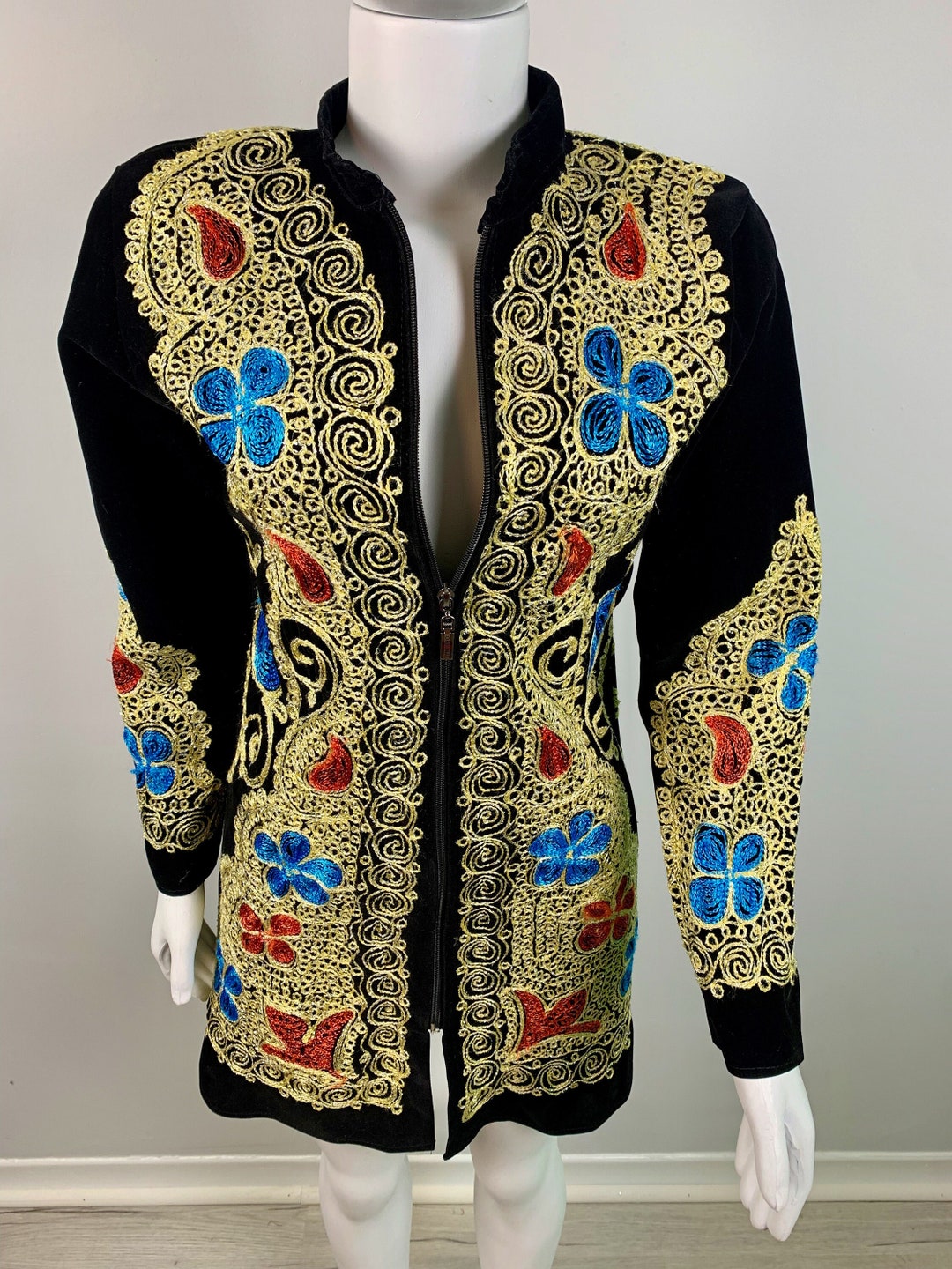 高畑充希着用 MURRAL Quartz embroidery jacket 高畑充希着用 MURRAL Quartz embroidery jacket - メルカリ