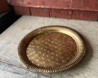 Vintage Handcrafted Brass Tray With Hammered Design & Ribbed Edge Made In India 11" Diameter