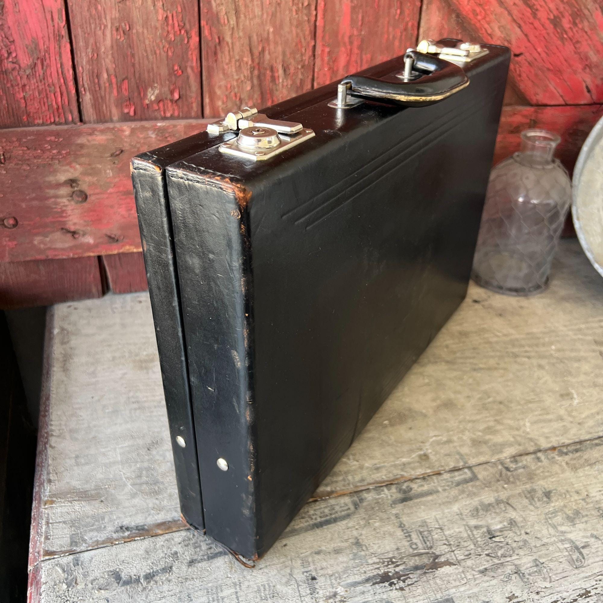 Vintage Black Hard Shell Leather Briefcase With Keys & Silver Hardware ...