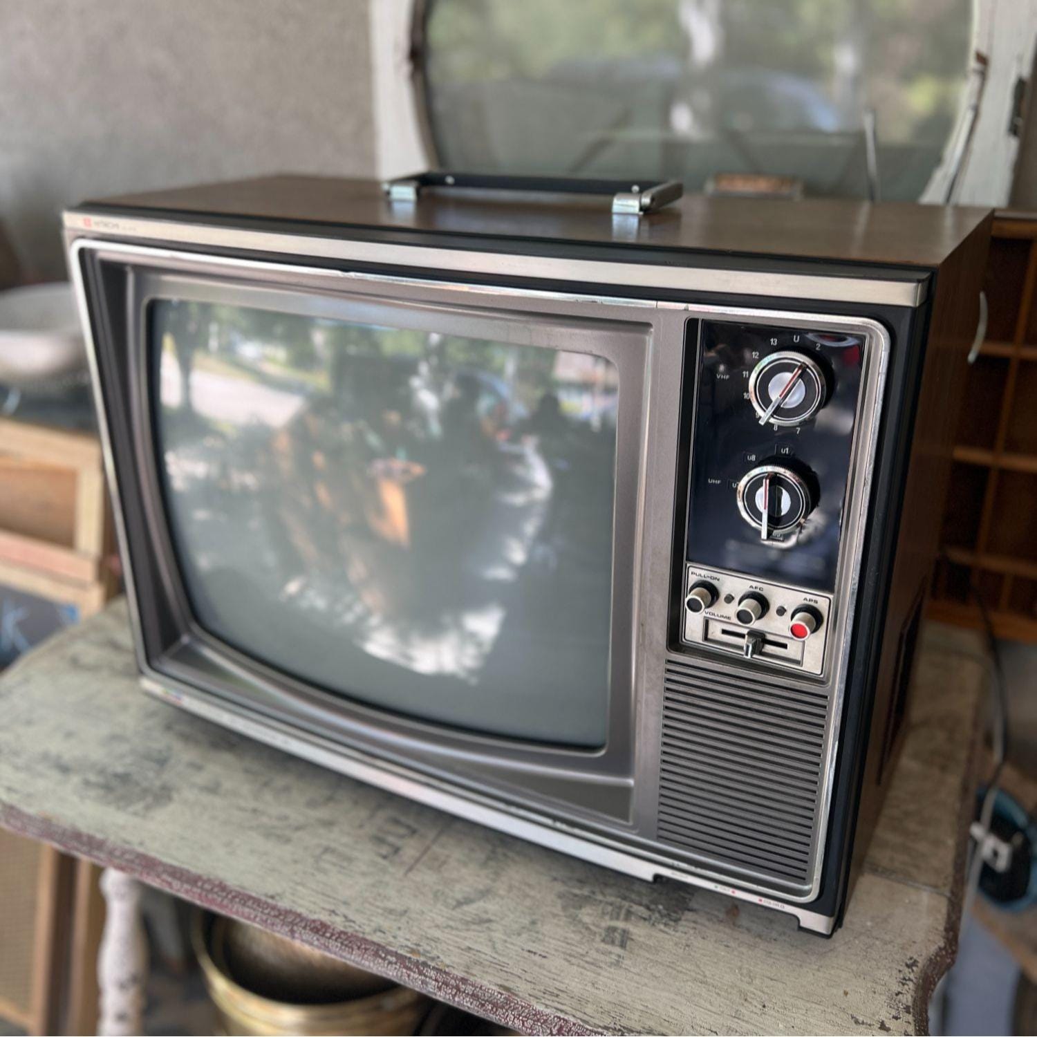 HITACHI アンティークテレビ Vintage Hitachi 19