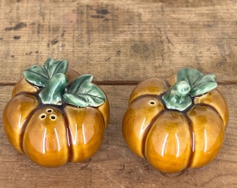 Vintage Pumpkin Salt and Pepper Shakers - Retro Kitchen Decor Must-Haves