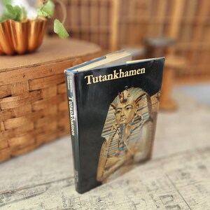 Tutankhamen Hardcover Book By Christiane Desroches-Noblecourt | 1978 With 75 Color Photographs