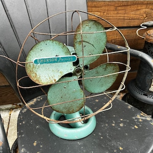 Vintage Emerson Junior Electric Fan | Model 2660-P 12-Inch Blades | Metal Construction | Aged Patina