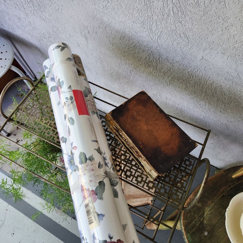 Buy 3 Rolls Vintage Floral Wallpaper by International Wallcoverings