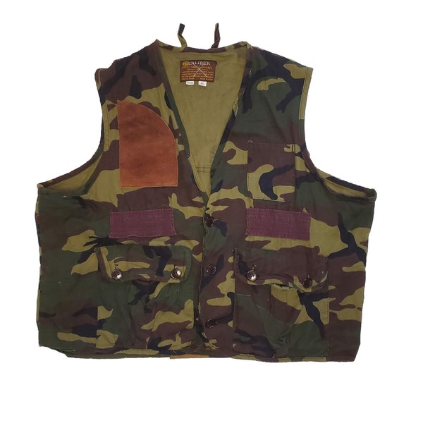 Vintage 90's Caliber Woodland Camo Hunting Vest / Men's XL / Fishing Vest/Hunting Gilet