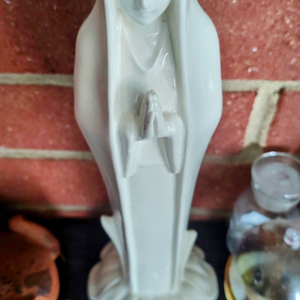 Porcelain statue of Madonna, Mary Mother of Jesus | Vintage religious figurine decor