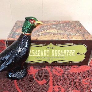 Vintage Avon Glass Decanter Pheasant Bird collector edition men&#39;s after shave with original packaging