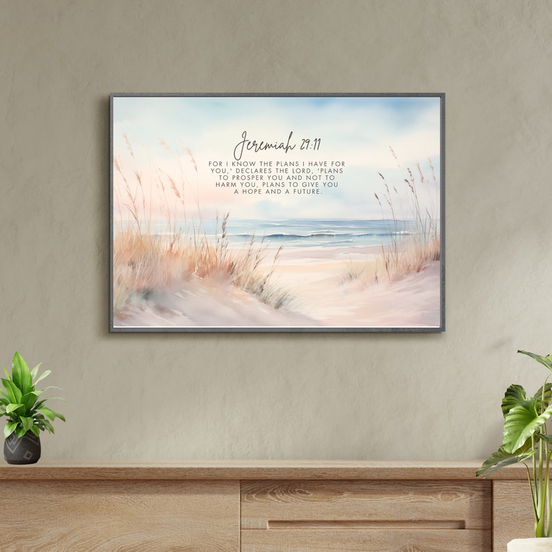 K&ouml;nnte beinhalten: Ein Aquarellbild einer Strandszene mit einem Zitat aus Jeremia 29,11: "Denn ich wei&szlig;, welche Pl&auml;ne ich f&uuml;r euch habe, spricht der HERR, Pl&auml;ne des Friedens und nicht des Ungl&uuml;cks, um euch eine Zukunft und eine Hoffnung zu geben."