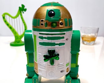 Designer Droid R2-STP (Irish, St Patrick's Day)