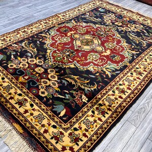 Handmade Wool Rug 3x5 Ft: Small Afghan Floral Medallion Rug
