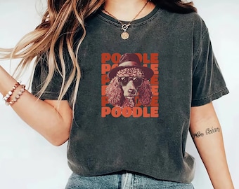 プードルシャツ、クールなプードルTシャツ、かわいいプードルシャツ、犬のママ、犬のパパ、犬好きへのギフト、プードルママ、プードルの飼い主へのギフト、レトロビンテージシャツ