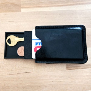 Almacenamiento mínimo en compartimento para llaves/tarjetas SD/monedas: guarde objetos de valor: muchos colores para elegir, funciona con carteras mínimas, se cierra con broches